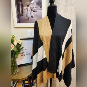 ParrishLA Black and Tan Shawl